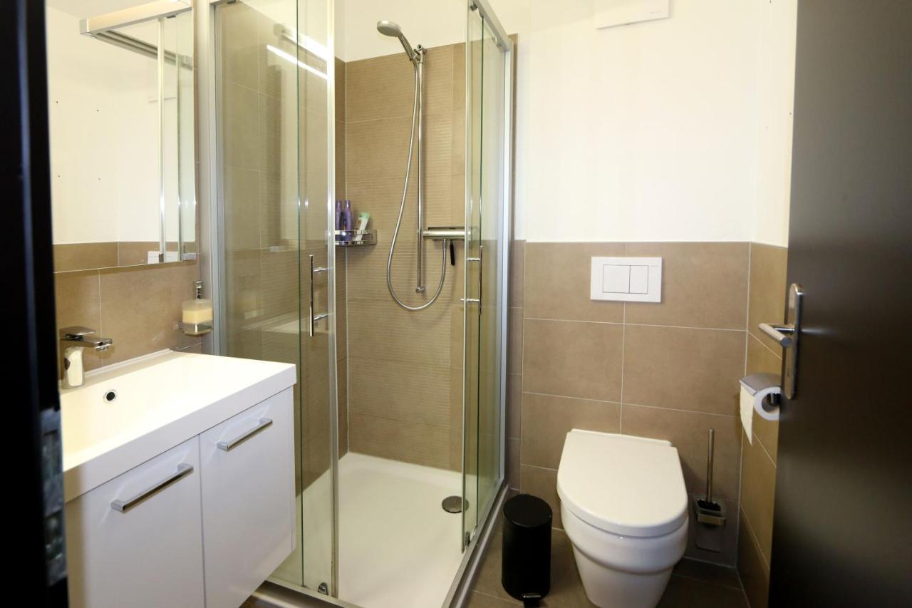 Hollywood 1 - A Luxury, Comfortable And Spacious Apartment Located Directly On The Slopes! Saas Fee Kültér fotó